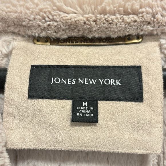 Jones New York winter jacket - Picture 3 of 3